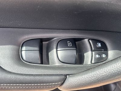 2019 Nissan Rogue - Photo 6