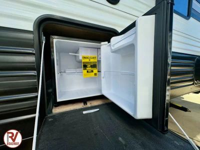 2027 Forest River RV Cherokee Wolf Pup — photo 7 view
