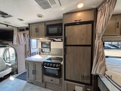 2020 Coachmen Prism - Photo 14