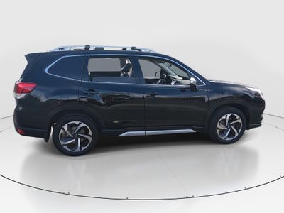 2023 Subaru Forester - Photo 8