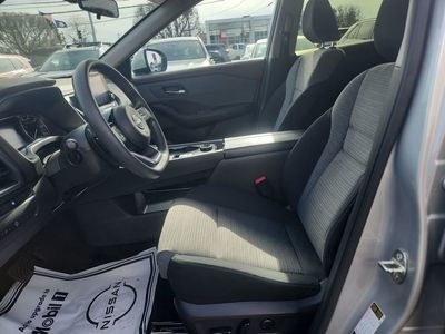 2023 Nissan Rogue SV — photo 15 view