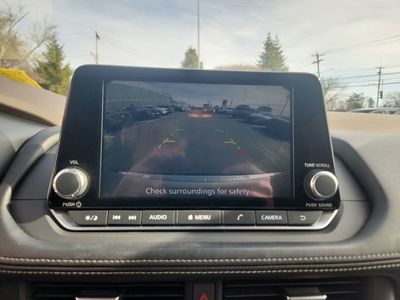 2023 Nissan Rogue SV — photo 21 view