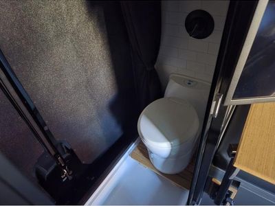 2025 27North Adventure Vans - Photo 11