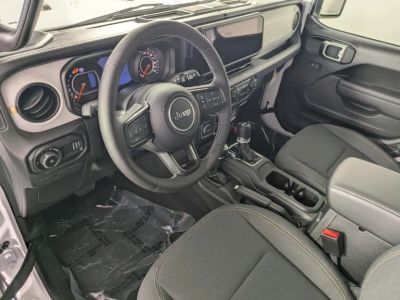 2026 Jeep Wrangler — photo 10 view