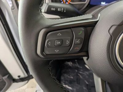 2026 Jeep Wrangler — photo 18 view