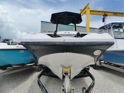 2018 Scarab 255 Open ID — side profile view