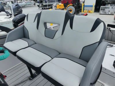 2018 Scarab 255 Open ID — photo 9 view