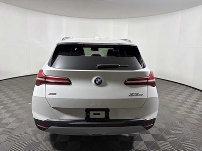 2026 BMW X3 30 xDrive 30 xDrive in Mineral White Metallic — front three-quarter view
