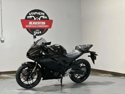 2026 Yamaha YZF-R3 - Photo 8