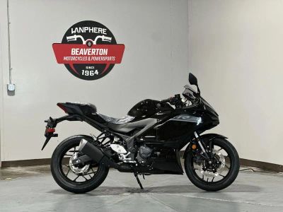 2026 Yamaha YZF-R3 - Photo 1