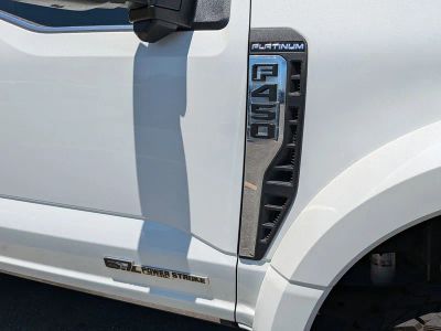 2024 Ford F-450SD — photo 8 view
