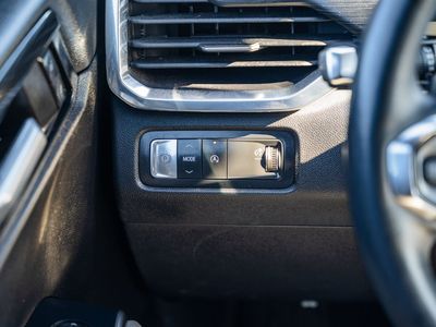 2024 GMC Acadia - Photo 25