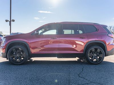 2024 GMC Acadia - Photo 3