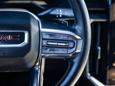 2024 GMC Acadia - Photo 27