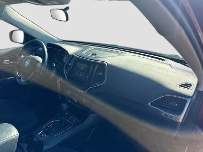 2020 Jeep Cherokee — photo 27 view