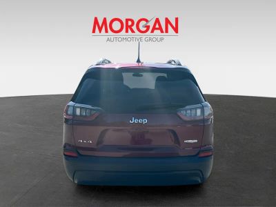 2020 Jeep Cherokee — engine compartment view