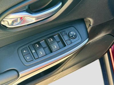 2020 Jeep Cherokee — photo 17 view