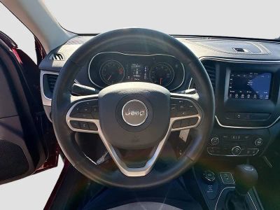 2020 Jeep Cherokee — photo 11 view