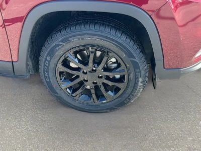 2020 Jeep Cherokee — photo 28 view