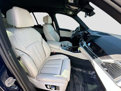 2026 BMW X5 — photo 23 view