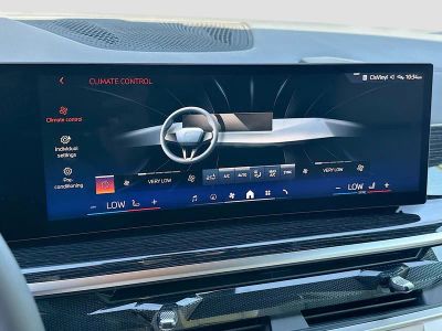 2026 BMW X5 — photo 13 view