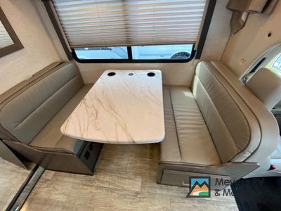 2025 Thor Motor Coach Chateau - Photo 7