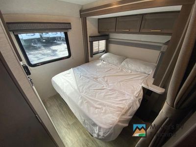 2025 Thor Motor Coach Chateau - Photo 9