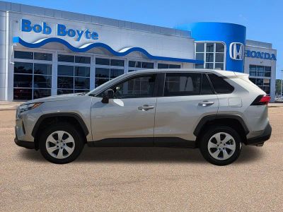 2023 Toyota RAV4 - Photo 8
