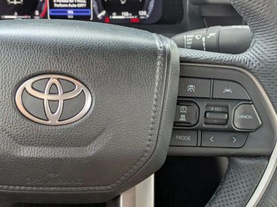 2025 Toyota Tacoma - Photo 16