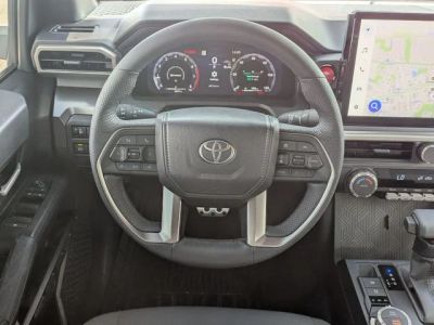 2025 Toyota Tacoma - Photo 11