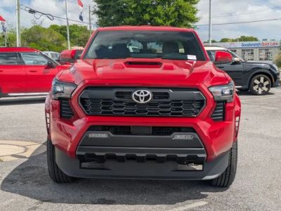 2025 Toyota Tacoma - Photo 8