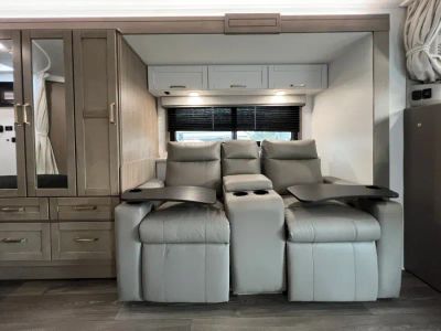 2027 Entegra ODYSSEY — photo 13 view