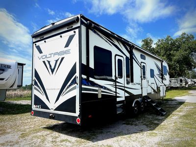2018 Dutchmen Voltage - Photo 3