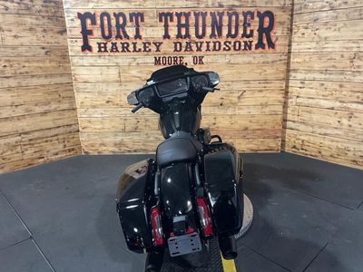 2025 Harley-Davidson FLHX - Street Glide — detail view