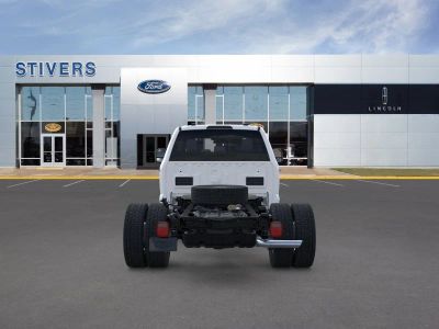 2026 Ford Chassis Cab - Photo 6