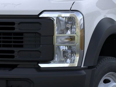 2026 Ford Chassis Cab - Photo 18