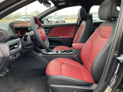 2026 Kia K4 - Photo 9