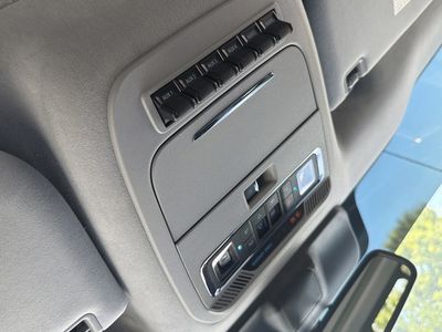 2024 Ford F-350SD - Photo 33