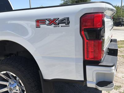 2024 Ford F-350SD - Photo 10