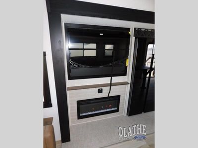 2026 Forest River RV Wildwood Heritage Glen — photo 22 view