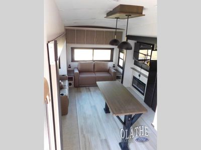 2026 Forest River RV Wildwood Heritage Glen — photo 13 view