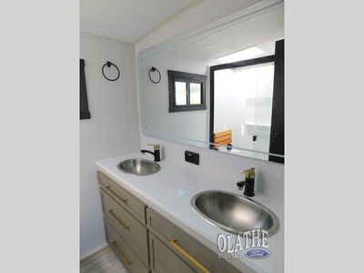 2026 Forest River RV Wildwood Heritage Glen — photo 31 view