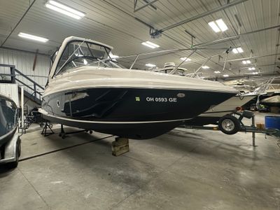 2021 Regal 28 Express - Photo 7