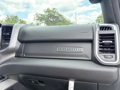 2026 Ram 1500 — photo 28 view