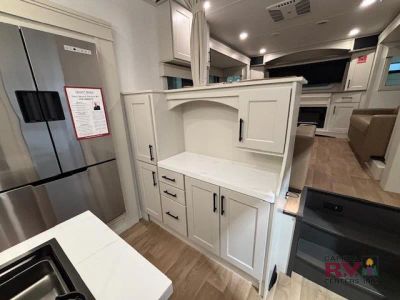 2026 Grand Design Solitude - Photo 24