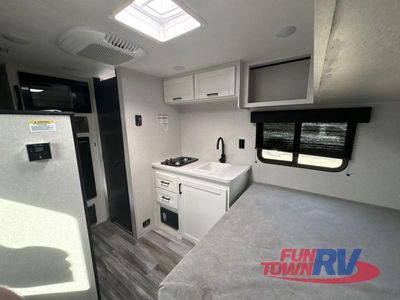 2026 Jayco Jay Flight SLX - Photo 11