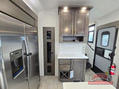 2026 Bighorn 31RL - Photo 15