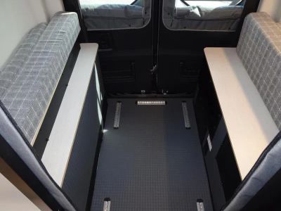 2025 Winnebago REVEL - Photo 14