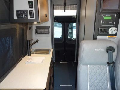 2025 Winnebago REVEL - Photo 5