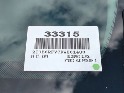 2024 Toyota RAV4 Hybrid - Photo 17